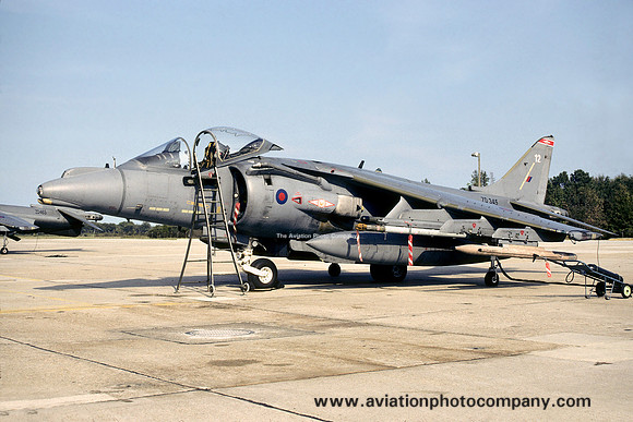 RAF 1 Squadron BAe Harrier GR.7 ZD345/12 (1998)