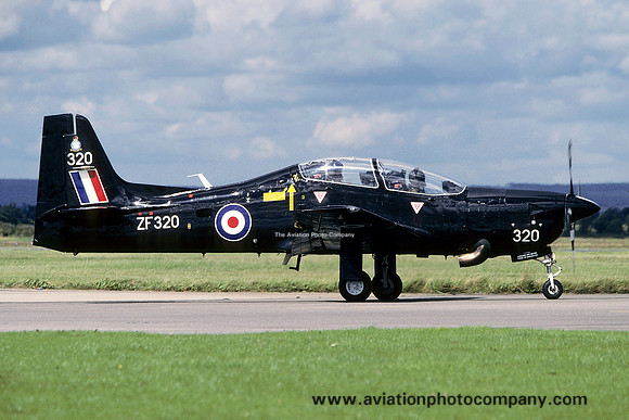 RAF 1 FTS Embraer/Short Tucano T.1 ZF320 (1998)