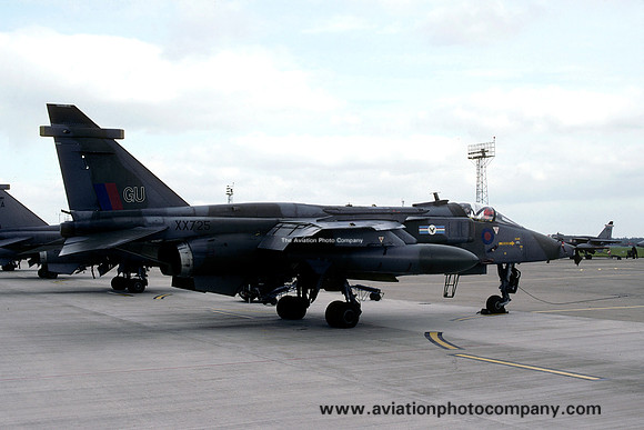 RAF 20 Squadron Sepecat Jaguar GR.1 XX725/GU at RAF Coltishall (1998)