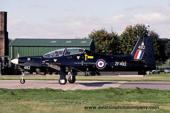 RAF 1 FTS Embraer/Short Tucano T.1 ZF492 (1998)
