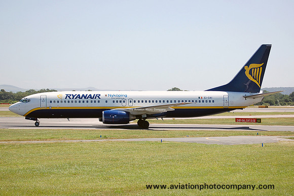 Ryanair Boeing 737-8AS EI-DAI at Manchester (2006)
