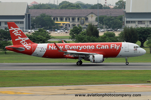 Air Asia Airbus A320-216 9M-AJL (2015)