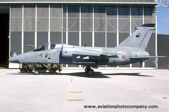 Italian Air Force 32 Stormo Aeritalia AMX MM7174/32-27 (2008)