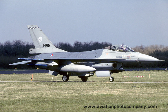 Dutch Air Force 323 Squadron General Dynamics F-16AM Fighting Falcon J-198 (2008)