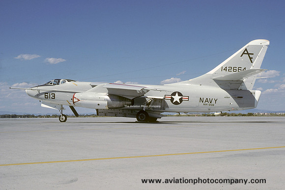 US Navy VAK-208 Douglas KA-3B Skywarrior 142664/AF-613 (1984)