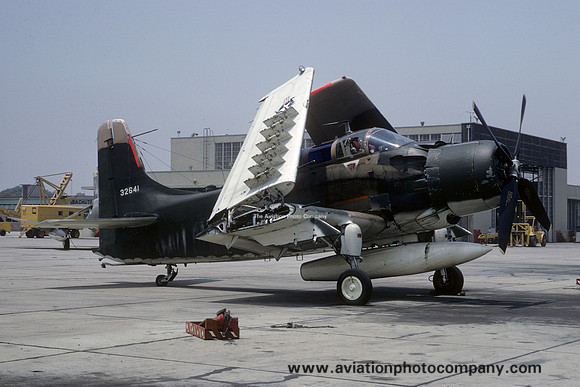 US Air Force Douglas A-1E Skyraider 132641 (1968)