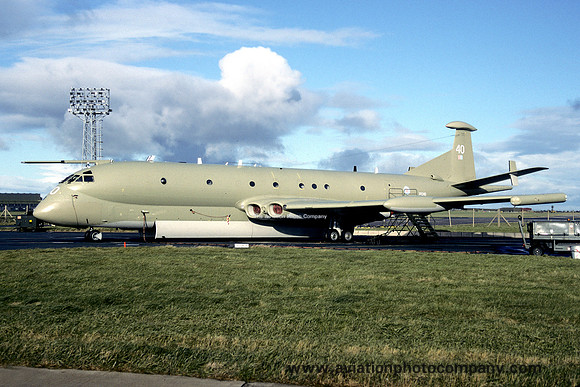 RAF Kinloss Strike Wing Hawker Siddeley Nimrod MR.2 XV240 (1998)