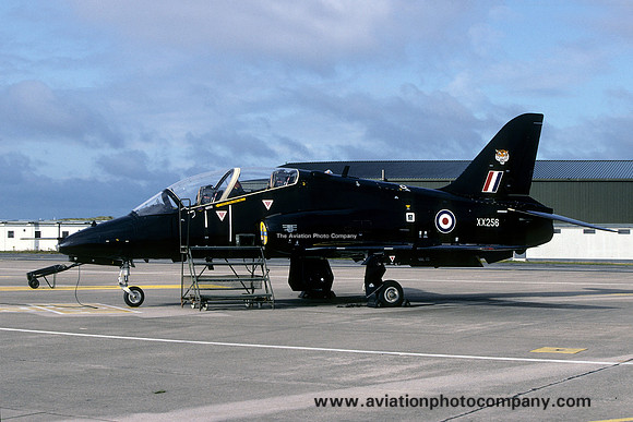 RAF 74 Squadron Hawker Siddeley Hawk T.1A XX256 (1998)