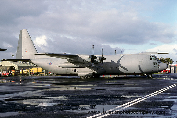 RAF Lyneham Transport Wing Lockheed C-130K Hercules C.3 XV202 (1999)
