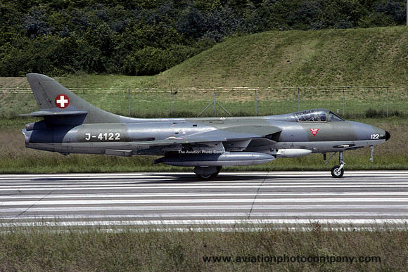 Swiss Air Force Hawker Hunter F.58A J-4122 (1988)