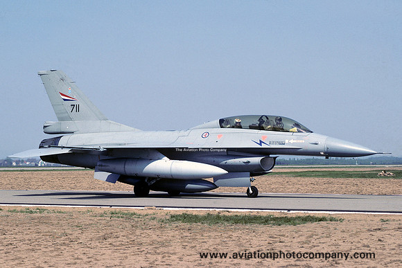 Norwegian Air Force 331 Skv GD F-16B Fighting Falcon 711 (1991)