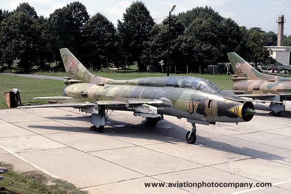 Hungarian Air Force Sukhoi Su-22U 07 (1991)
