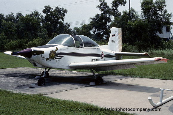 Thai Air Force Victa Airtourer 1909 (1989)