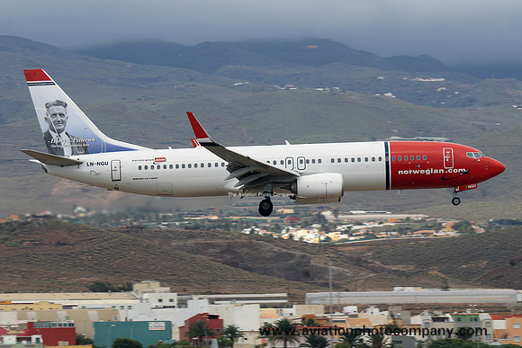 Norwegian Air Shuttle Boeing 737-8JP LN-NGU (2017)