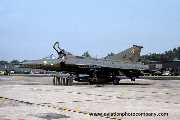 Danish Air Force Esk 729 SAAB Draken RF-35 AR-119 (1991)