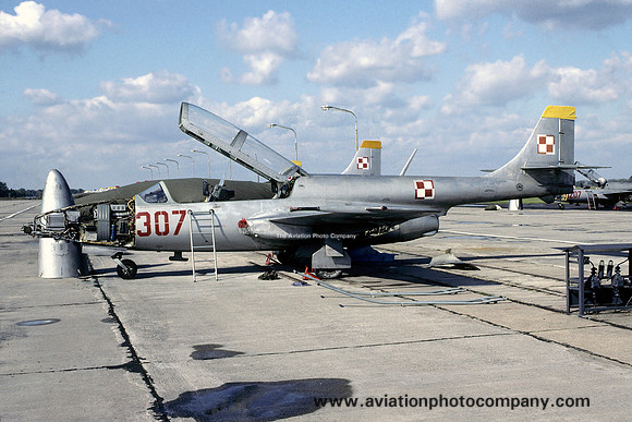 Polish Air Force 58 LPSz PZL/WSK Mielec TS-11 Iskra-bis B 0307 (1991)