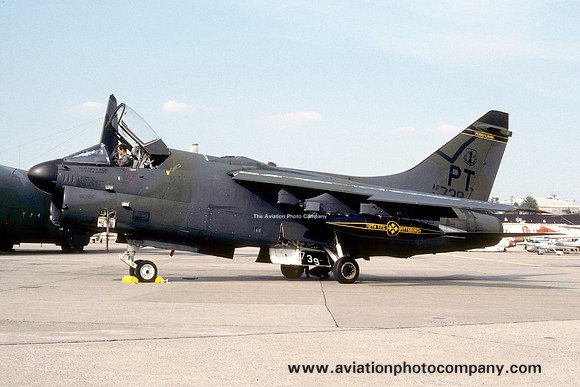 USAF Pennsylvania ANG 146 TFS LTV A-7D Corsair 74-1739/PT (1987)
