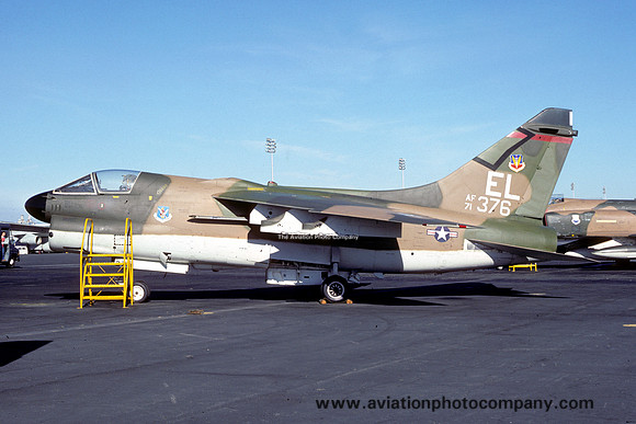 USAF 23 TFW 60 TFS LTV A-7D 71-0376/EL (1977)