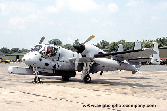 US Army 2 MIB Grumman OV-1D Mohawk 67-18927 (1989)