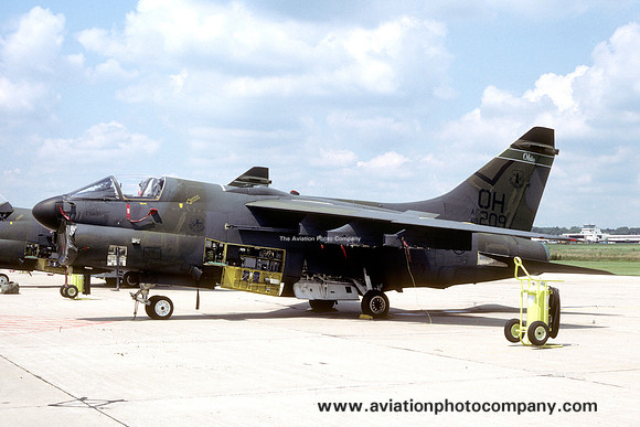 USAF Ohio ANG 112 TFS LTV A-7D 69-6209/OH (1987)