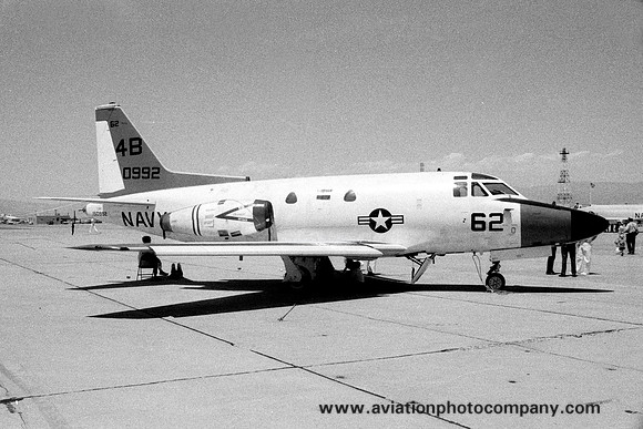 US Navy VT-86 North American T-39D Sabreliner 150992/4B-62 (1970)