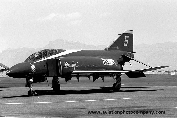 US Navy Blue Angels McDonnell F-4J Phantom 153083/5 (1970)