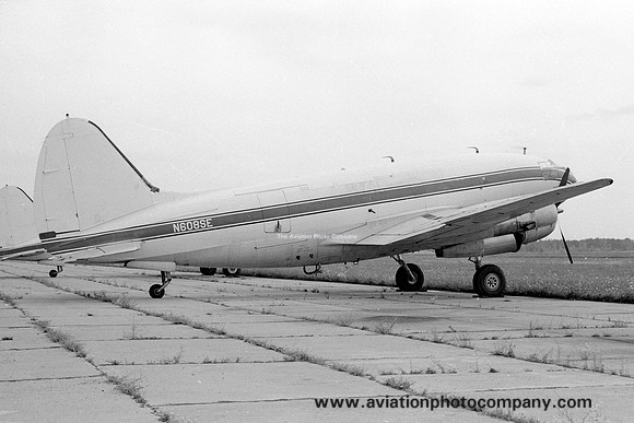 Curtiss C-46D N608SE