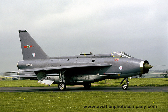 RAF 5 Squadron English Electric Lightning F.6 XR728 (1985)
