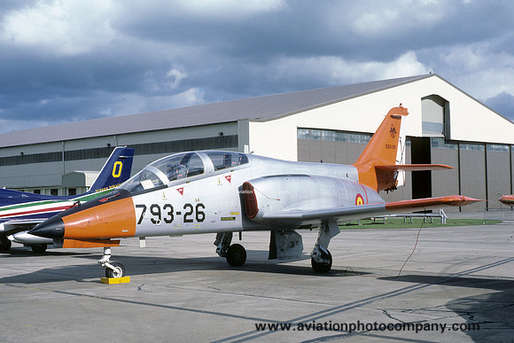 Spanish Air Force Ala 79 CASA C-101 Aviojet E.25-26/793-26 at IAT Fairford (1987)