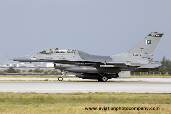 Pakistani Air Force 9 Squadron General Dynamics F-16B Fighting Falcon 90617 during Exercise Anatolian Eagle at Konya (2016)