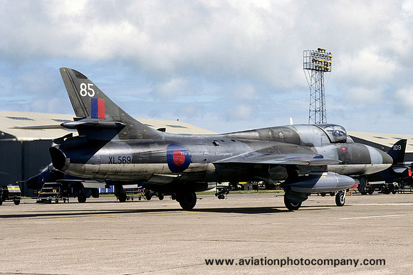 RAF 229 OCU Hawker Hunter t.7 XL569/85 (1978)