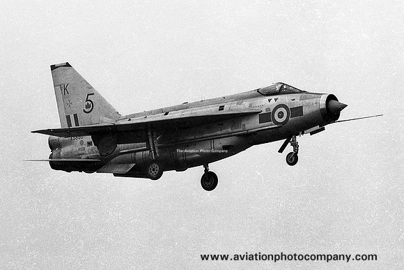 RAF 5 Squadron English Electric Canberra F.6 XS898/K