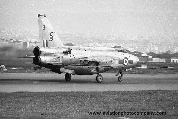 RAF 5 Squadron English Electric Lightning F.6 XS935/B at RAF Luqa