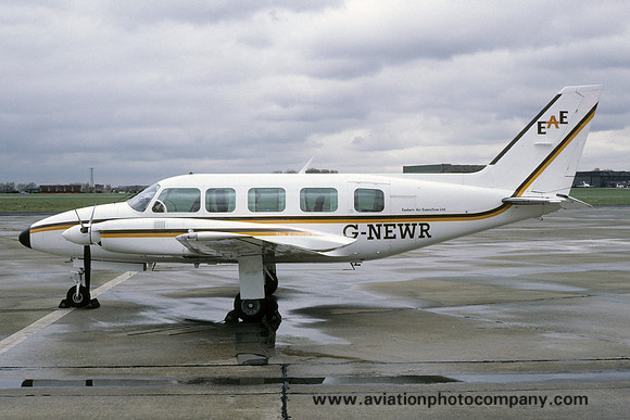 Eastern Executive Aviation Piper PA-31-350 Navajo Chieftain G-NEWR (1986)