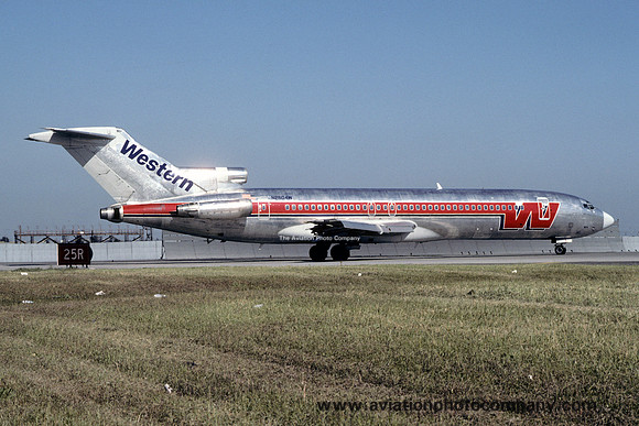 Western Airlines Boeing 727-247 N2804W (1986)