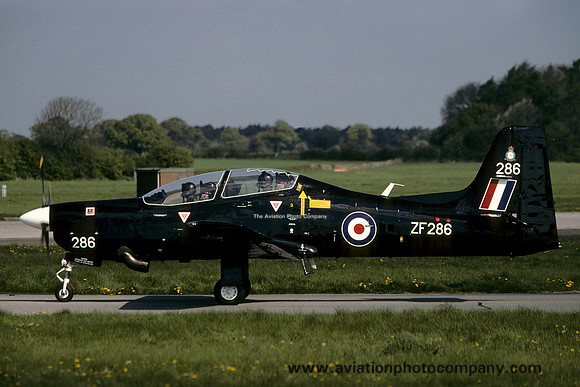 RAF 1 FTS Embraer/Short Tucano T.1 ZF286 (1999)