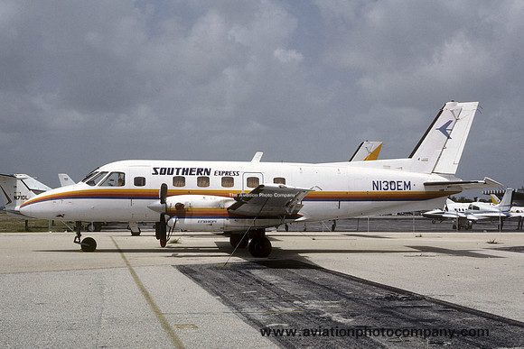 Southern Express Embraer Bandeirante N130EM (1985)