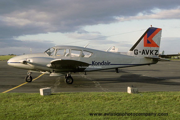 Kondair Piper PA-23-250 Aztec C G-AVKZ (1986)