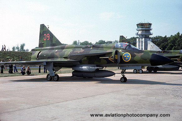 Swedish Air Force SAAB Viggen SH-37 37900/09 (1975)