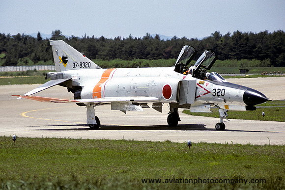 JASDF 301 Hikotai McDonnell F-4EJ Phantom 37-8320 (1977)