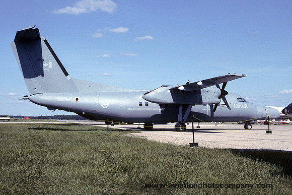 Canadian Air Force 402 Squadron DHC-8-100 (CT-142) 142806 (1991)