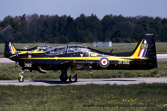 RAF 1 FTS Embraer/Short Tucano T.1 ZF292 (1999)