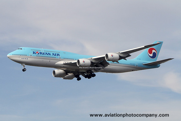 Korean Air Boeing 747-8 HL7642 at London Heathrow (2017)