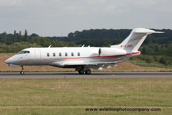 WBA Investments Bombardier Challenger 350 G-CJOF at Luton (2017)