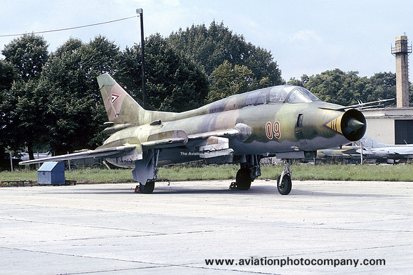 Hungarian Air Force Sukhoi Su-22U Fitter 09 (1991)