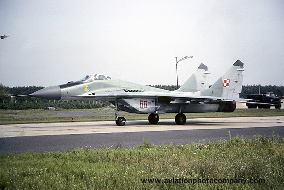 Polish Air Force 1 PLM Mikoyan MiG-29 Fulcrum 66 (1991)