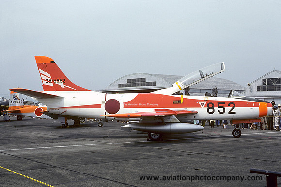 JASDF 13 FTW Fuji T-1B 25-5852 (1976)
