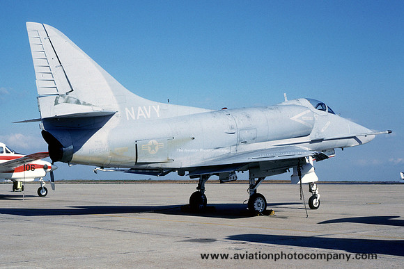 US Navy VC-12 Douglas A-4F Skyhawk 154200/1 (1988)
