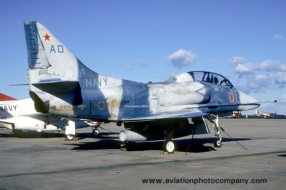 US Navy VF-45 Douglas TA-4J Skyhawk 158083/AD-01 (1987)