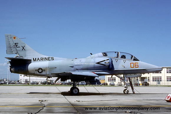 US Marines H&MS-31 Douglas TA-4F Skyhawk 154337/EX-06 (1989)